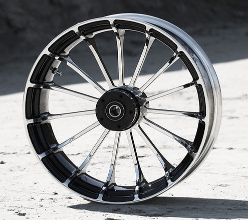 18X5.5 TALON POLISHED/BLACK